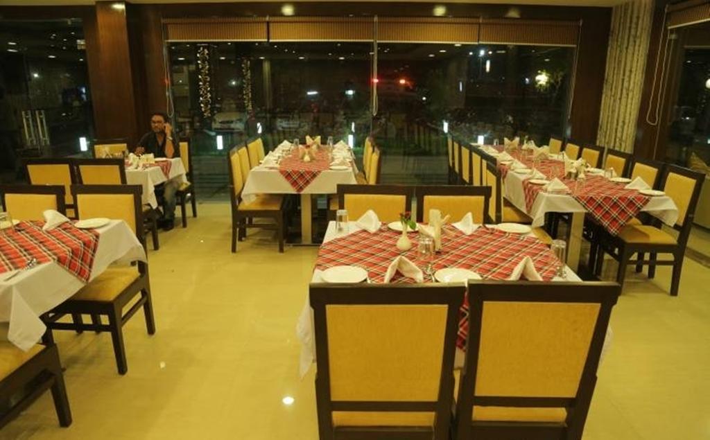 Hotel Shiv Vilas Bhopal Exterior photo